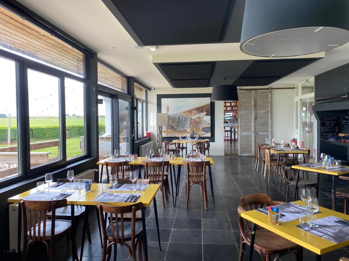 Logis Hotel & Restaurant De L'Aerodrome De La Baie De Somme Buigny-Saint-Maclou Exteriör bild